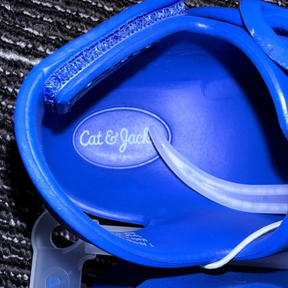 Cat & Jack Sandals Toddler 7 NEW Blue Double Strap Buckle EVA Water Shoes